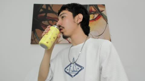 finn_jackson online show from April 17, 2026, 8:01 pm