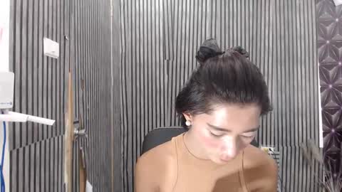 Snapshot of fiona908995 chatting on February 17, 2026, 10:34 am fiona908995 online show from February 17, 2026, 10:34 am