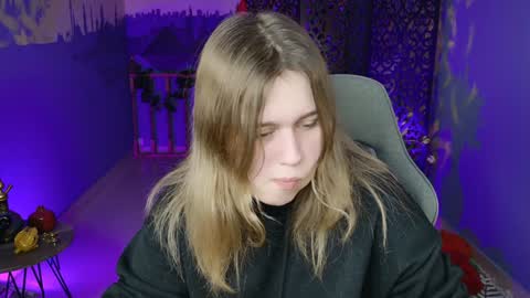 Snapshot of fioramarmoris chatting on January 17, 2025, 9:06 am fiora online show from January 17, 2025, 9:06 am