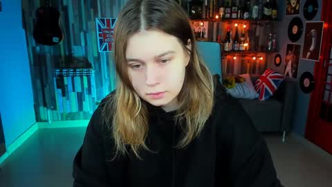 Snapshot of fioramarmoris chatting on January 19, 2025, 5:26 am fiora online show from January 19, 2025, 5:26 am