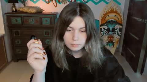 Snapshot of fioramarmoris chatting on February 14, 2025, 9:34 am fiora online show from February 14, 2025, 9:34 am