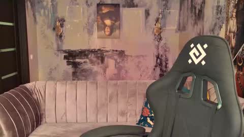 Snapshot of fioramarmoris chatting on October 24, 2025, 6:21 am fiora online show from October 24, 2025, 6:21 am