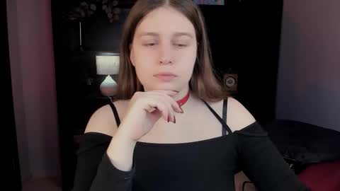 fiora online show from February 11, 2026, 5:34 am