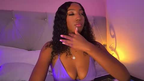 Snapshot of fiorelalenin chatting on January 8, 2025, 7:03 pm Fiorela Lenin online show from January 8, 2025, 7:03 pm