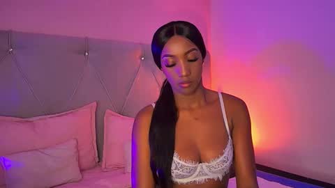 Snapshot of fiorelalenin chatting on January 20, 2025, 7:04 pm Fiorela Lenin online show from January 20, 2025, 7:04 pm