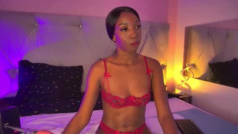 Snapshot of fiorelalenin chatting on September 30, 2025, 12:43 pm Fiorela Lenin online show from September 30, 2025, 12:43 pm