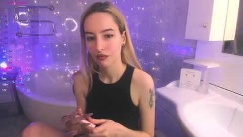 Snapshot of fire_moth chatting on March 2, 2025, 3:56 am Bellatrix online show from March 2, 2025, 3:56 am