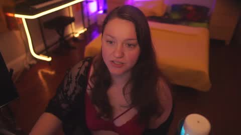 Snapshot of fireproofcuriousity chatting on October 14, 2025, 2:34 am Lio Roxy online show from October 14, 2025, 2:34 am