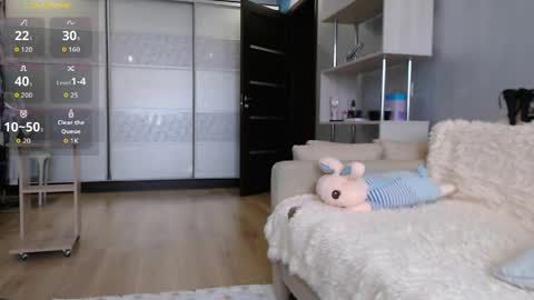 ArinaimasCute online show from April 1, 2026, 9:10 am