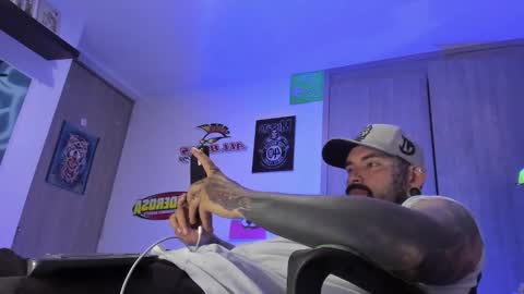 fisherrman666 online show from February 14, 2026, 1:57 am