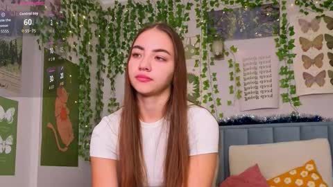 Ashle online show from December 18, 2025, 4:29 am