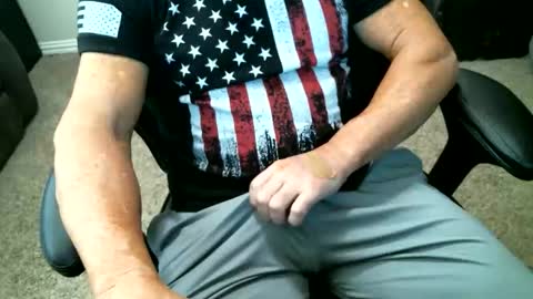 fitguy40 online show from February 8, 2026, 8:12 pm