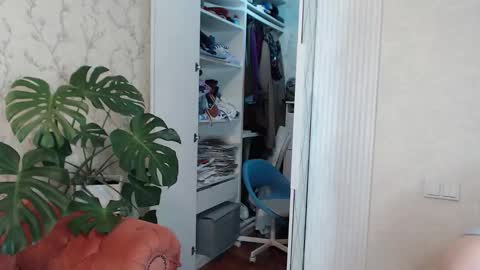 xFitnessGirl online show from February 3, 2026, 6:51 am