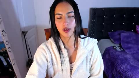Snapshot of flaca_57 chatting on October 15, 2025, 1:17 am FLACA online show from October 15, 2025, 1:17 am