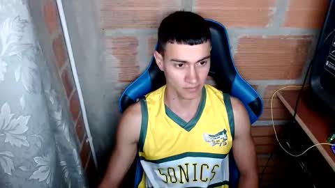 Snapshot of flacolatind chatting on January 2, 2025, 2:43 am FLACO online show from January 2, 2025, 2:43 am