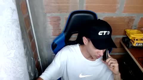 Snapshot of flacolatind chatting on January 4, 2025, 8:16 pm FLACO online show from January 4, 2025, 8:16 pm