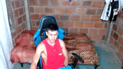 Snapshot of flacolatind chatting on February 12, 2025, 8:07 pm FLACO online show from February 12, 2025, 8:07 pm