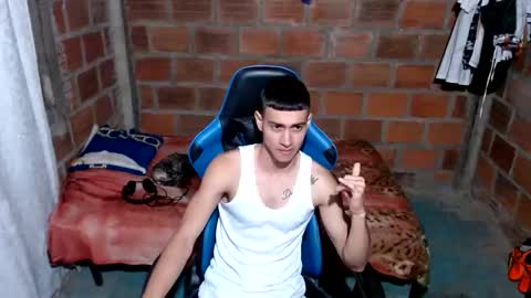 Snapshot of flacolatind chatting on February 13, 2025, 3:46 pm FLACO online show from February 13, 2025, 3:46 pm