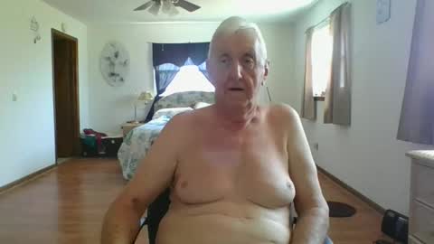 flamale65to online show from April 4, 2026, 7:22 pm