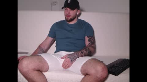 Flamefury18 online show from March 1, 2026, 8:49 am