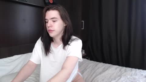 Robin online show from February 15, 2025, 9:49 am