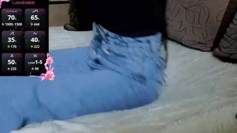 Kira online show from February 15, 2026, 8:35 am