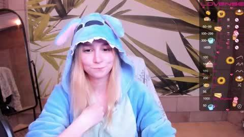 FlexiMona online show from February 14, 2026, 9:22 pm