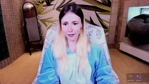 Snapshot of fleximona chatting on May 16, 2026, 9:06 am FlexiMona online show from May 16, 2026, 9:06 am