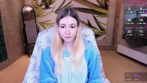 Snapshot of fleximona chatting on May 17, 2026, 10:00 am FlexiMona online show from May 17, 2026, 10:00 am