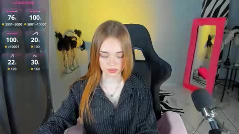 Snapshot of flexyfoxy chatting on February 28, 2026, 4:19 pm Flexyfoxy online show from February 28, 2026, 4:19 pm