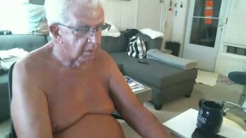 Snapshot of flfunnow chatting on September 26, 2025, 9:46 am flfunnow online show from September 26, 2025, 9:46 am