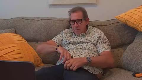 Snapshot of flirtofcharleston chatting on September 23, 2025, 7:17 pm Flickrbrite online show from September 23, 2025, 7:17 pm