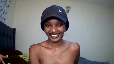 Snapshot of flirtyy_sheery chatting on January 20, 2025, 1:00 pm sheery online show from January 20, 2025, 1:00 pm
