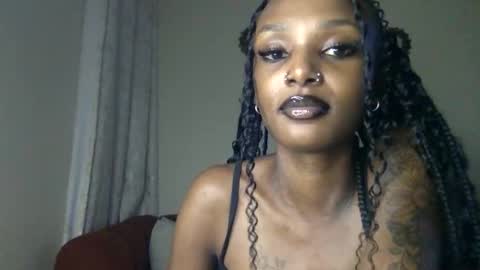 sheery online show from May 26, 2026, 9:33 pm