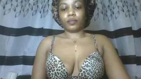 Snapshot of flora_fantasy chatting on July 18, 2026, 3:27 pm fantasy online show from July 18, 2026, 3:27 pm