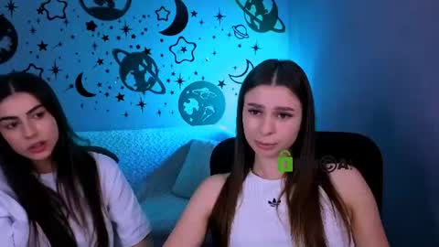Snapshot of flora_ri chatting on June 18, 2026, 9:36 am just ask me online show from June 18, 2026, 9:36 am