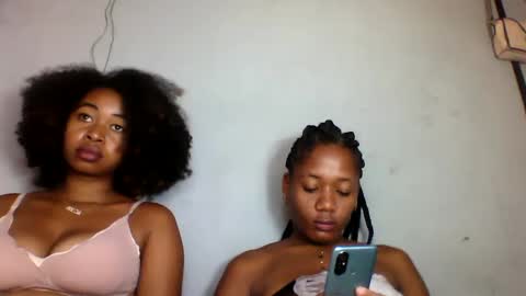 Snapshot of florencia011 chatting on February 18, 2025, 5:42 am florencia011 online show from February 18, 2025, 5:42 am