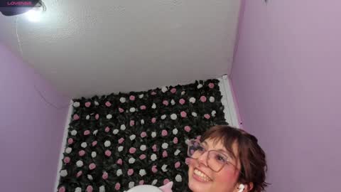 Snapshot of flower_dulce chatting on January 18, 2025, 5:48 pm Dulce online show from January 18, 2025, 5:48 pm