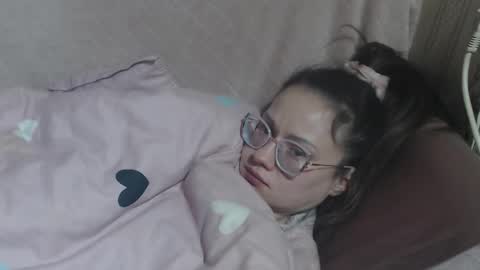 say meow and send tip  online show from February 26, 2026, 3:49 am