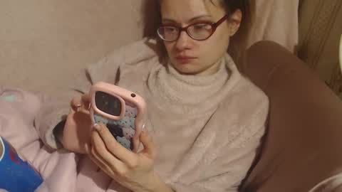 say meow and send tip  online show from February 5, 2026, 8:57 pm