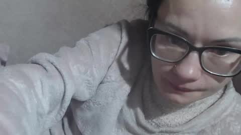 say meow and send tip  online show from February 15, 2026, 6:43 am