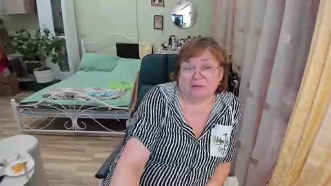 Flowerlower online show from February 3, 2026, 6:46 pm