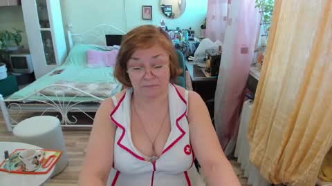 Flowerlower online show from February 15, 2026, 7:05 am