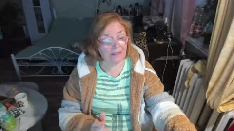 Flowerlower online show from June 1, 2026, 7:37 pm
