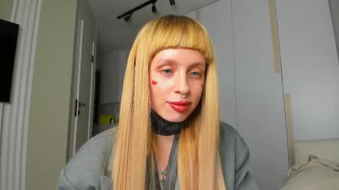 Flower online show from April 11, 2026, 4:22 pm