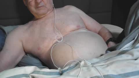 FLshowman online show from February 12, 2025, 1:30 am