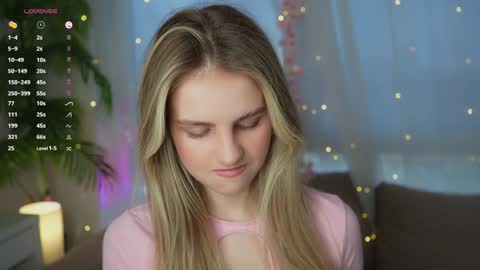 Adeline online show from December 4, 2024, 9:18 am