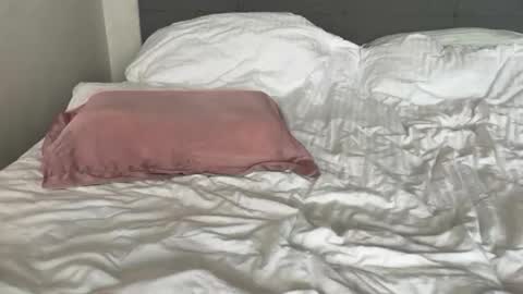 Snapshot of fluffy_bunnyxxx chatting on October 13, 2025, 6:24 am fluffy_bunnyxxx online show from October 13, 2025, 6:24 am