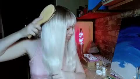 Snapshot of fluffy_duffy962 chatting on July 7, 2026, 9:41 pm Irene online show from July 7, 2026, 9:41 pm