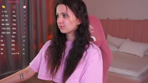 LilLisa online show from March 26, 2026, 4:01 pm